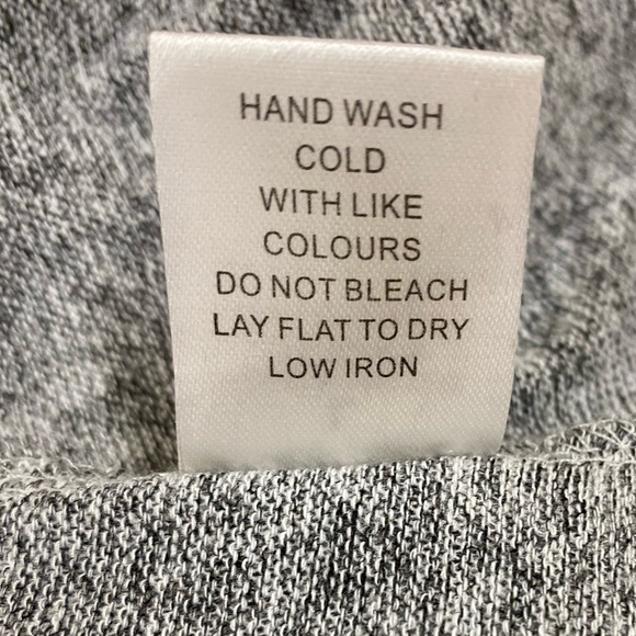 Trendy Land Woman’s Size Large dress. - Picture 3 of 5